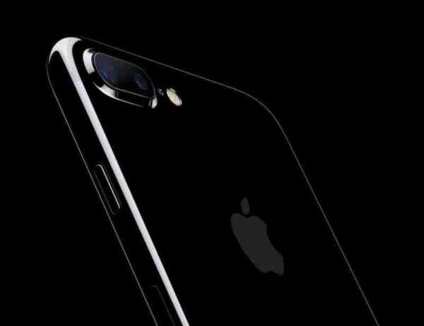 Apple、iPhone 7とApple Watch Series 2の販売を開始！人気のジェットブラックは超品薄