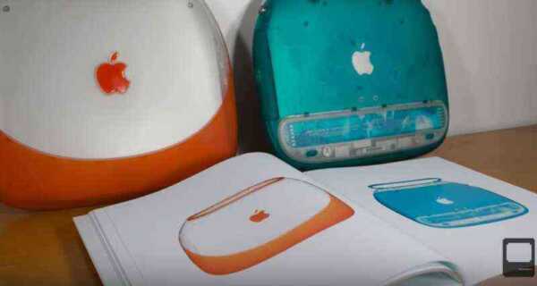 Appleのデザイン集「Designed by Apple in California」と実際の製品を並べた動画