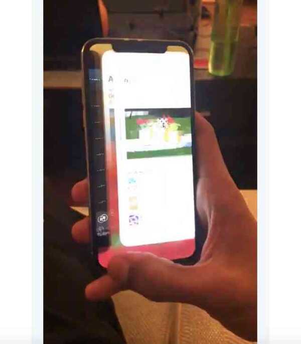 iPhone Xの実機によるタスク切り替えの動画